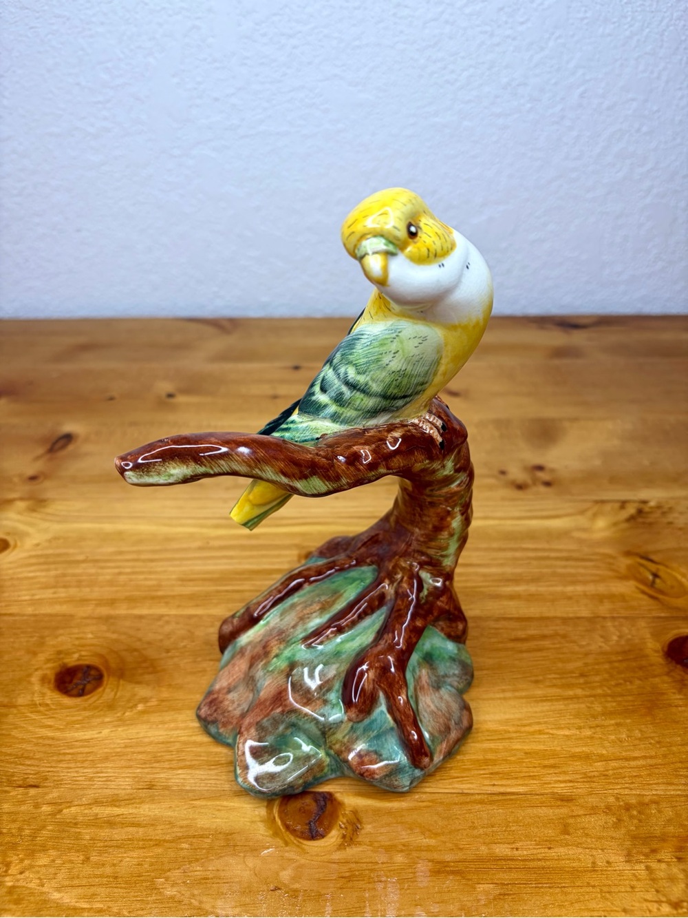 Wade England 7.1/2 inch Ceramic Budgerigar Budgie Bird Statue Vintage Rare